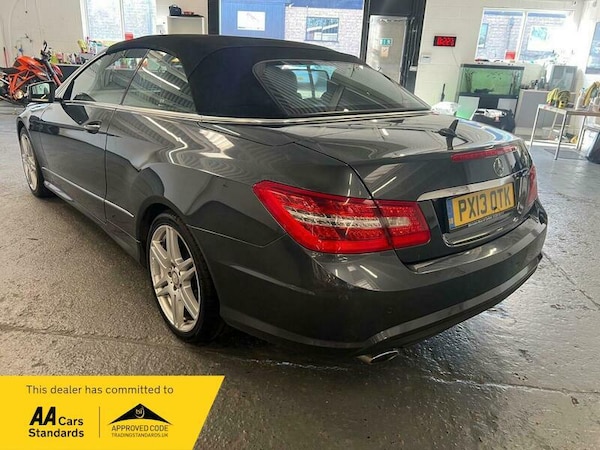 Used Mercedes-Benz E-Class 2013 for sale - 75449457: Photo 4