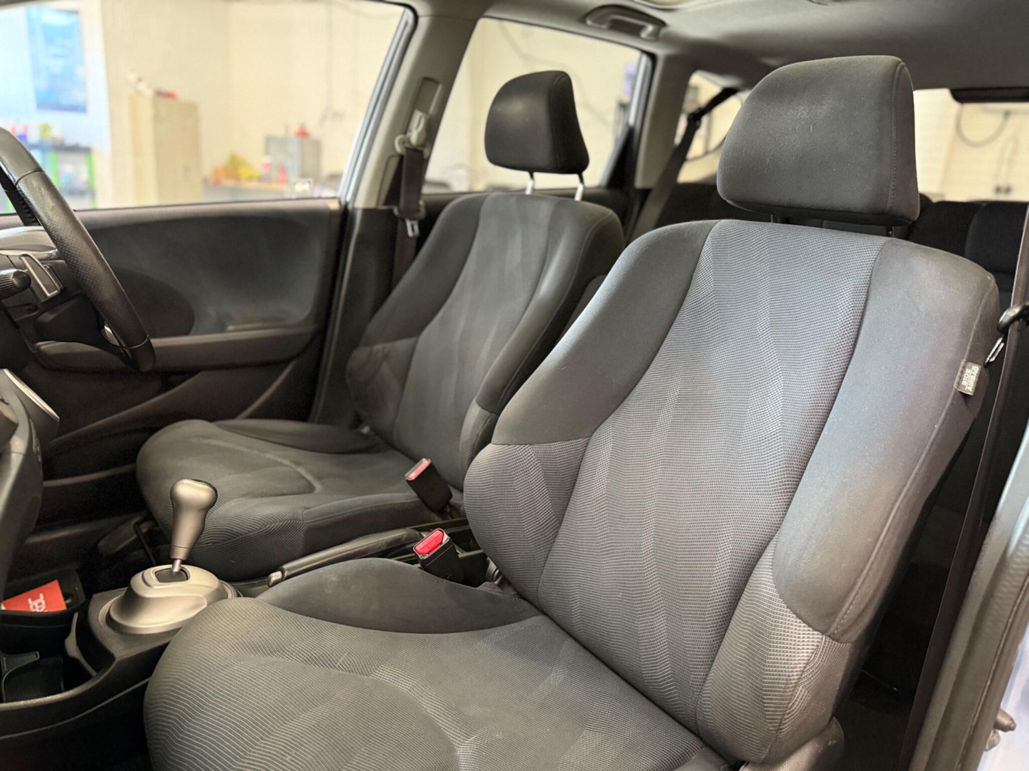 Used Honda Jazz 2009 for sale - 76657200: Photo 31