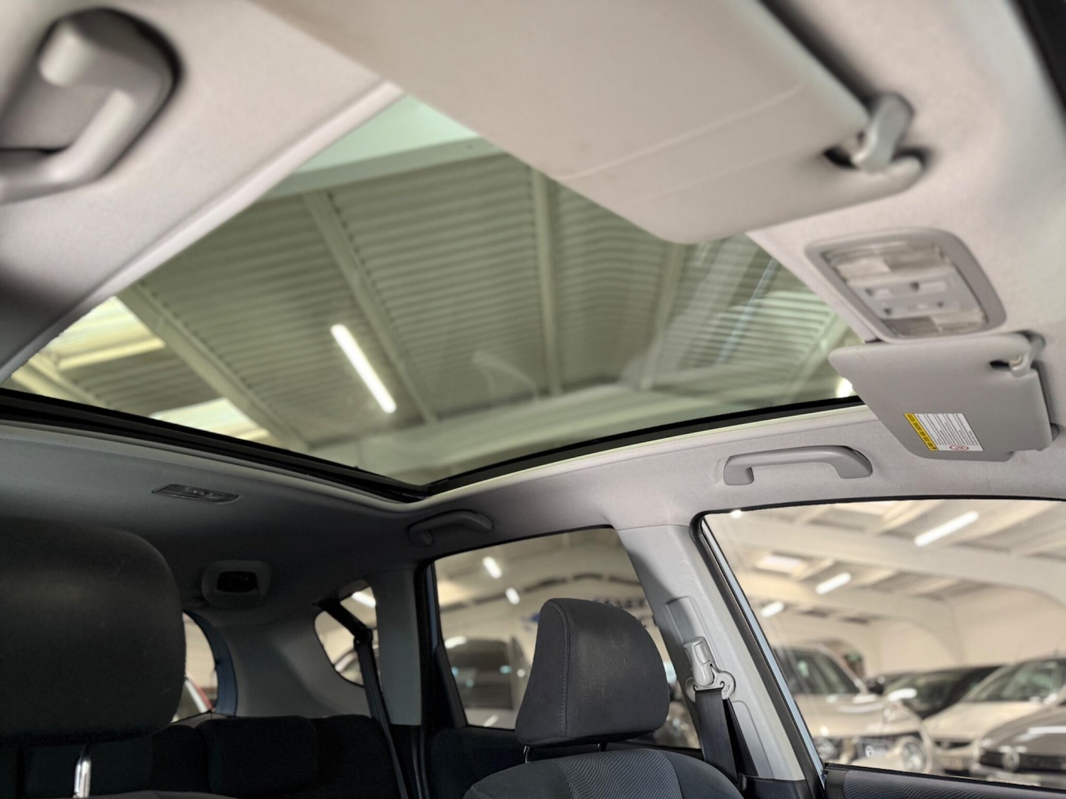 Used Honda Jazz 2009 for sale - 76657200: Photo 32