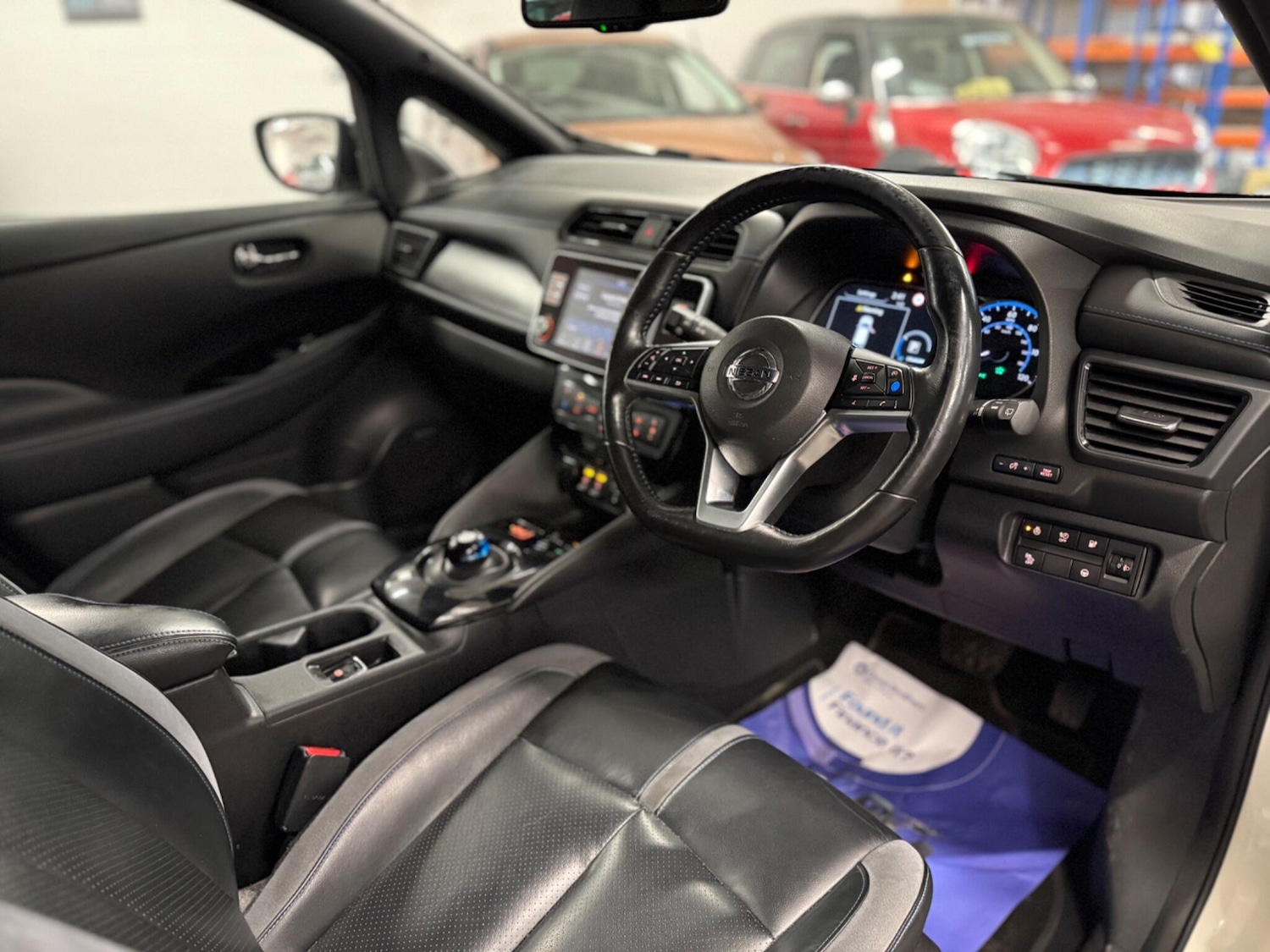 Used Nissan Leaf 2020 for sale - 77550162: Photo 10