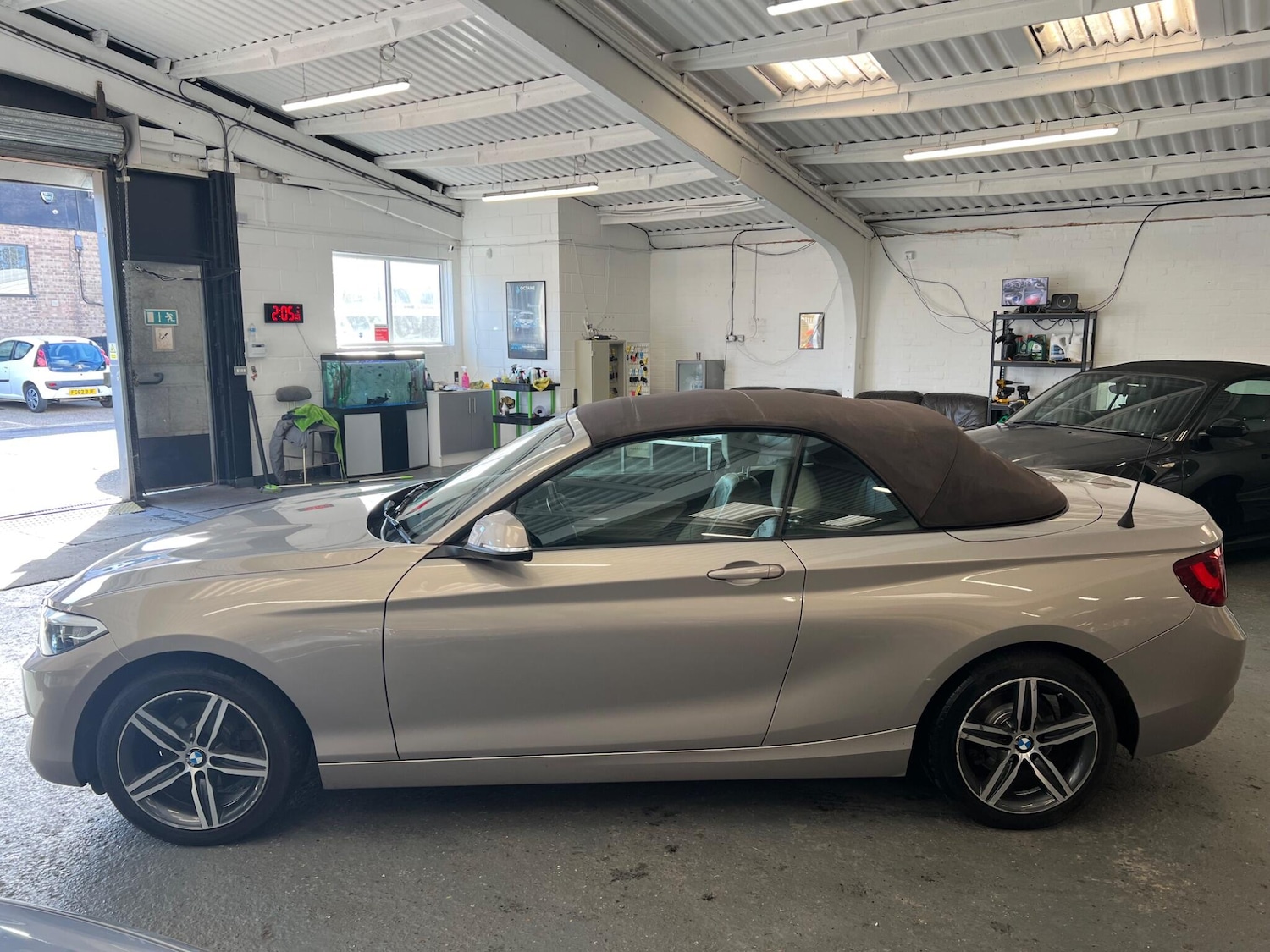 Used BMW 2 Series 2016 for sale - 76371200: Photo 8