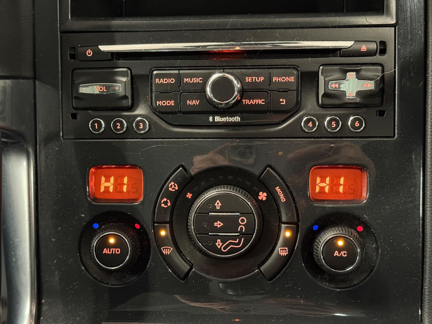 Used Peugeot 3008 2015 for sale - 76512984: Photo 21