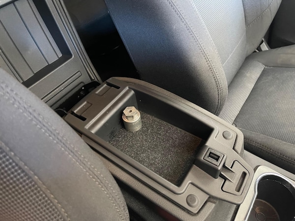 Used Ford S-Max 2008 for sale - 74610660: Photo 12