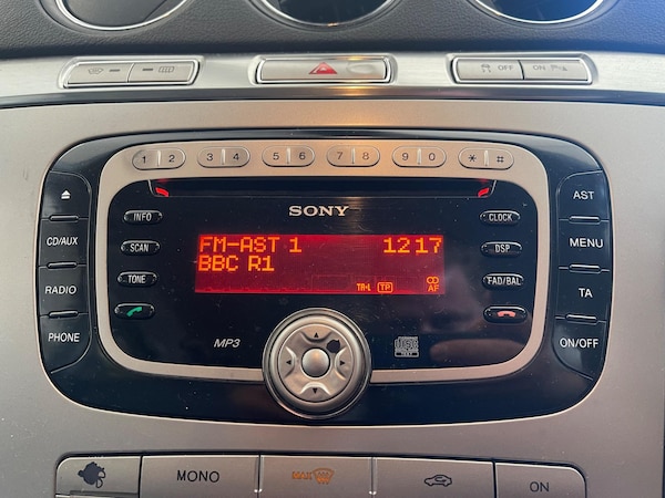 Used Ford S-Max 2008 for sale - 74610660: Photo 27