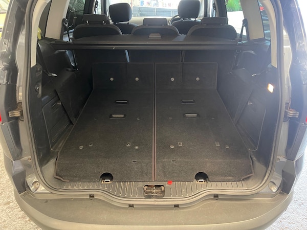 Used Ford S-Max 2008 for sale - 74610660: Photo 31