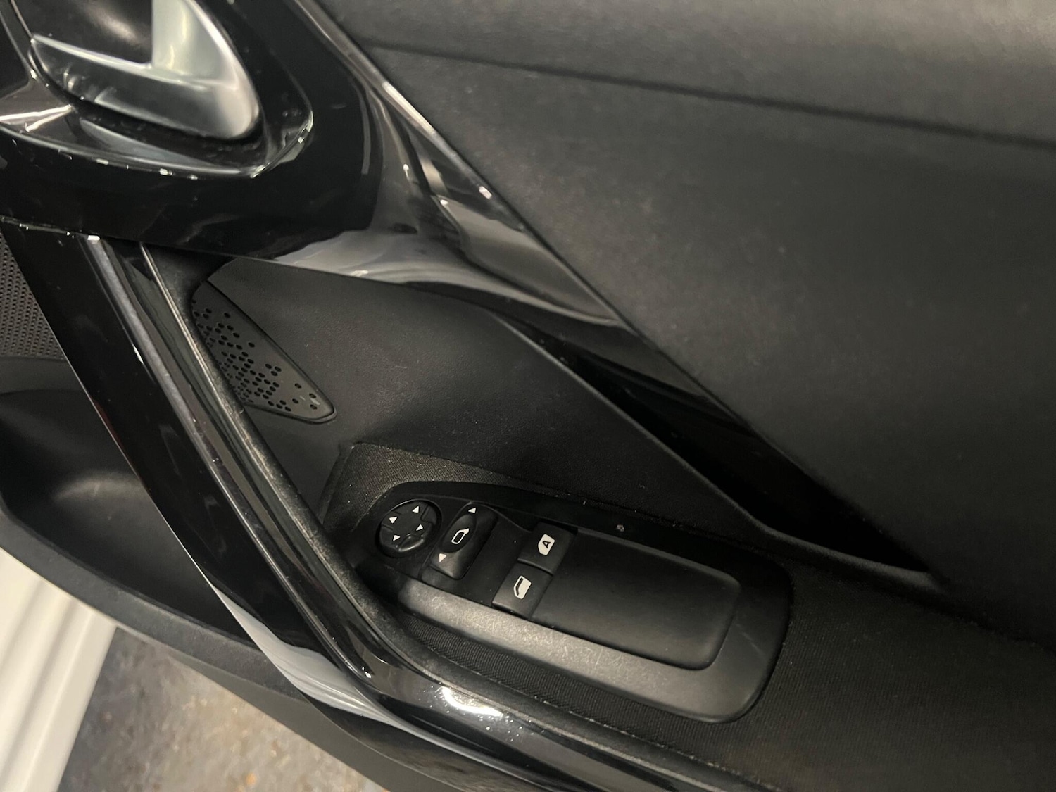 Used Peugeot 208 for sale - 76996131: Photo 18