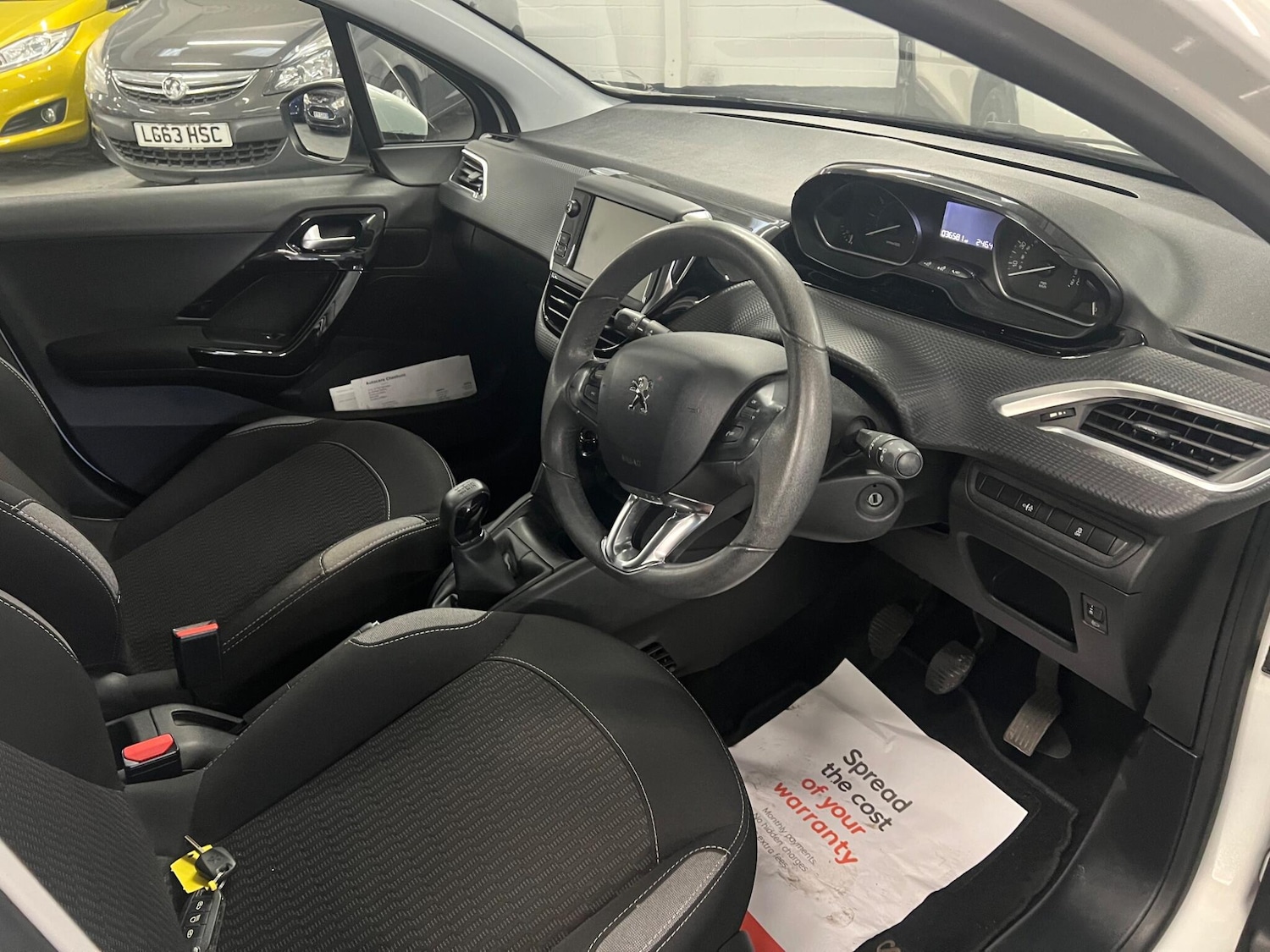 Used Peugeot 208 for sale - 76996131: Photo 32