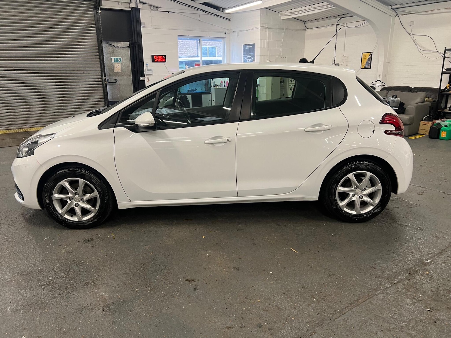 Used Peugeot 208 for sale - 76996131: Photo 5