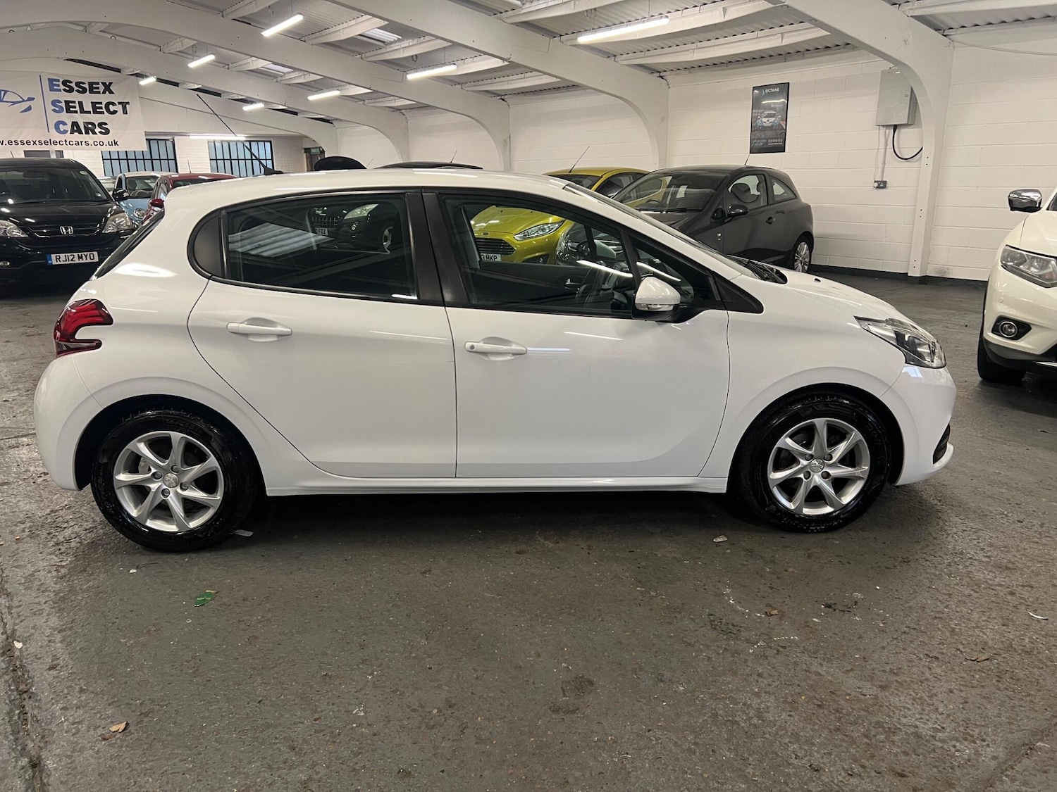 Used Peugeot 208 for sale - 76996131: Photo 7