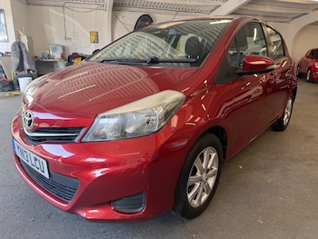 Used Toyota Yaris 2013 for sale - 78728065: Photo