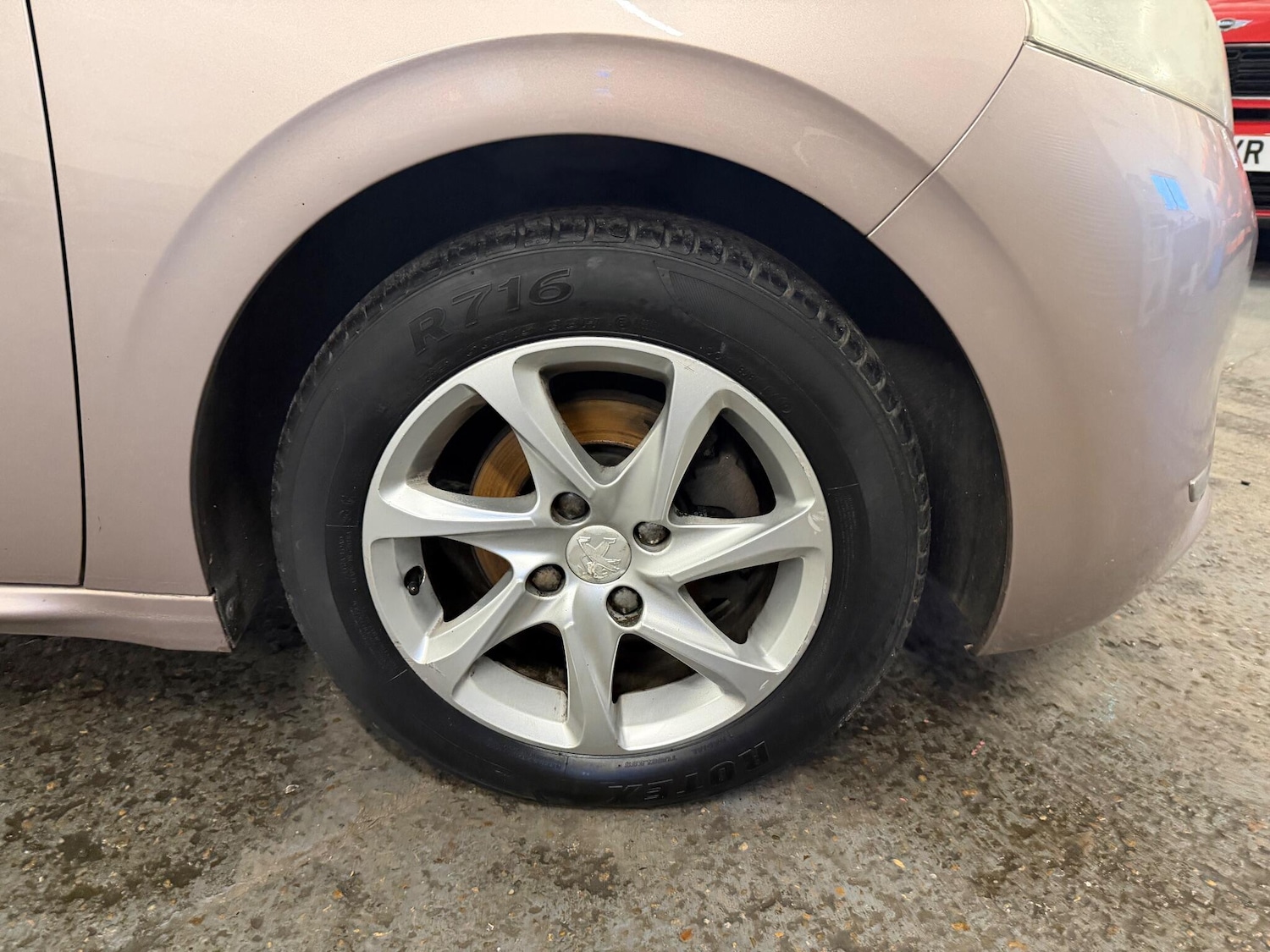 Used Peugeot 208 2012 for sale - 77441002: Photo 18