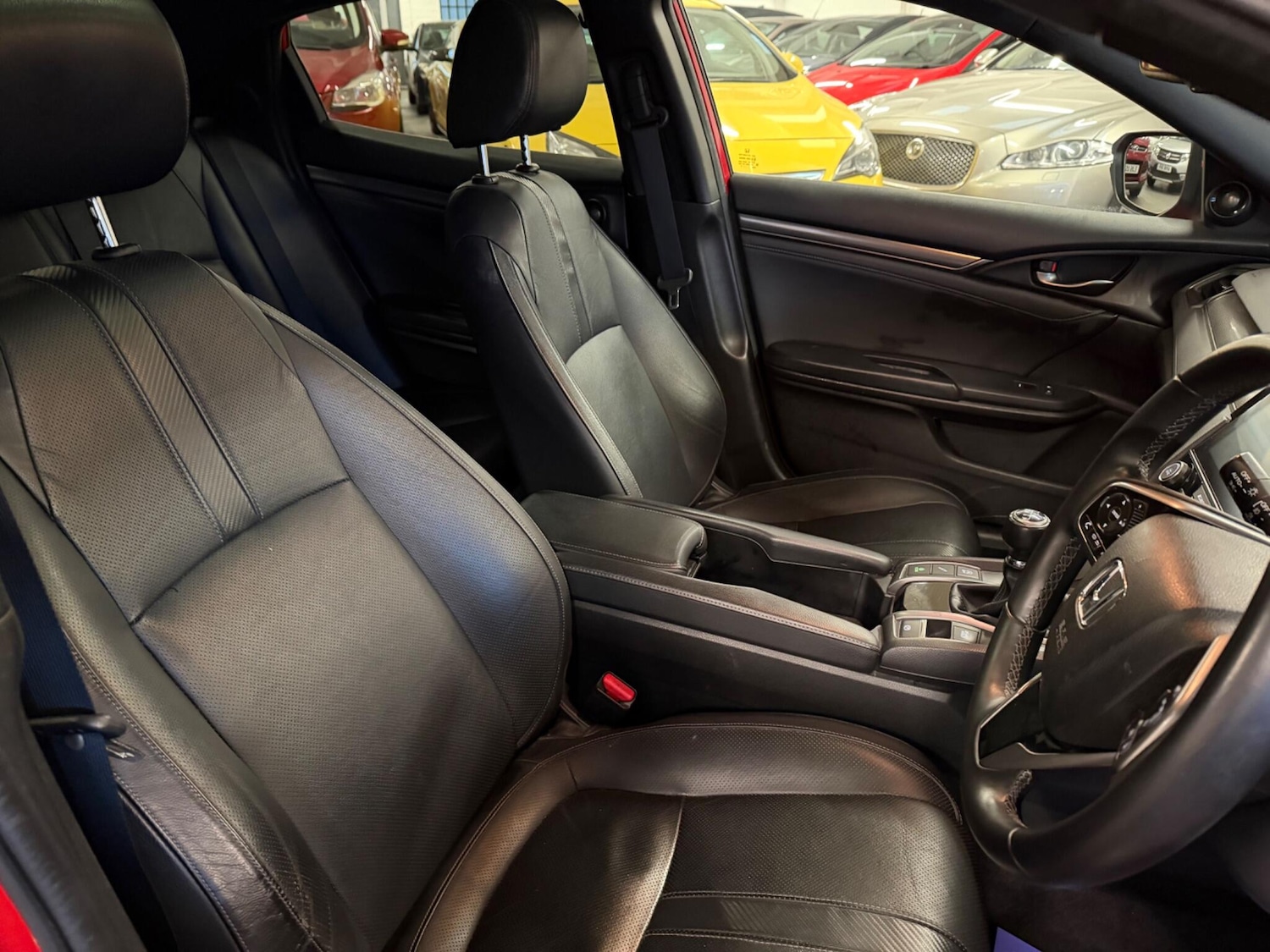 Used Honda Civic 2017 for sale - 77549388: Photo 10