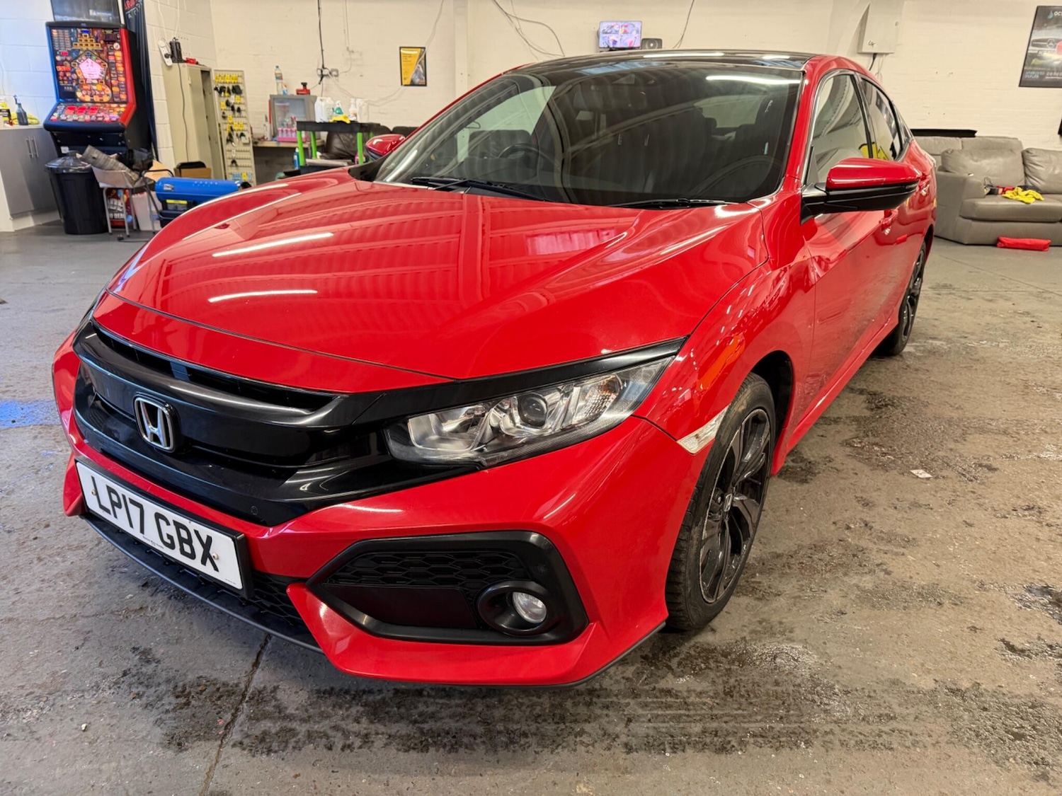 Used Honda Civic 2017 for sale - 77549388: Photo 3