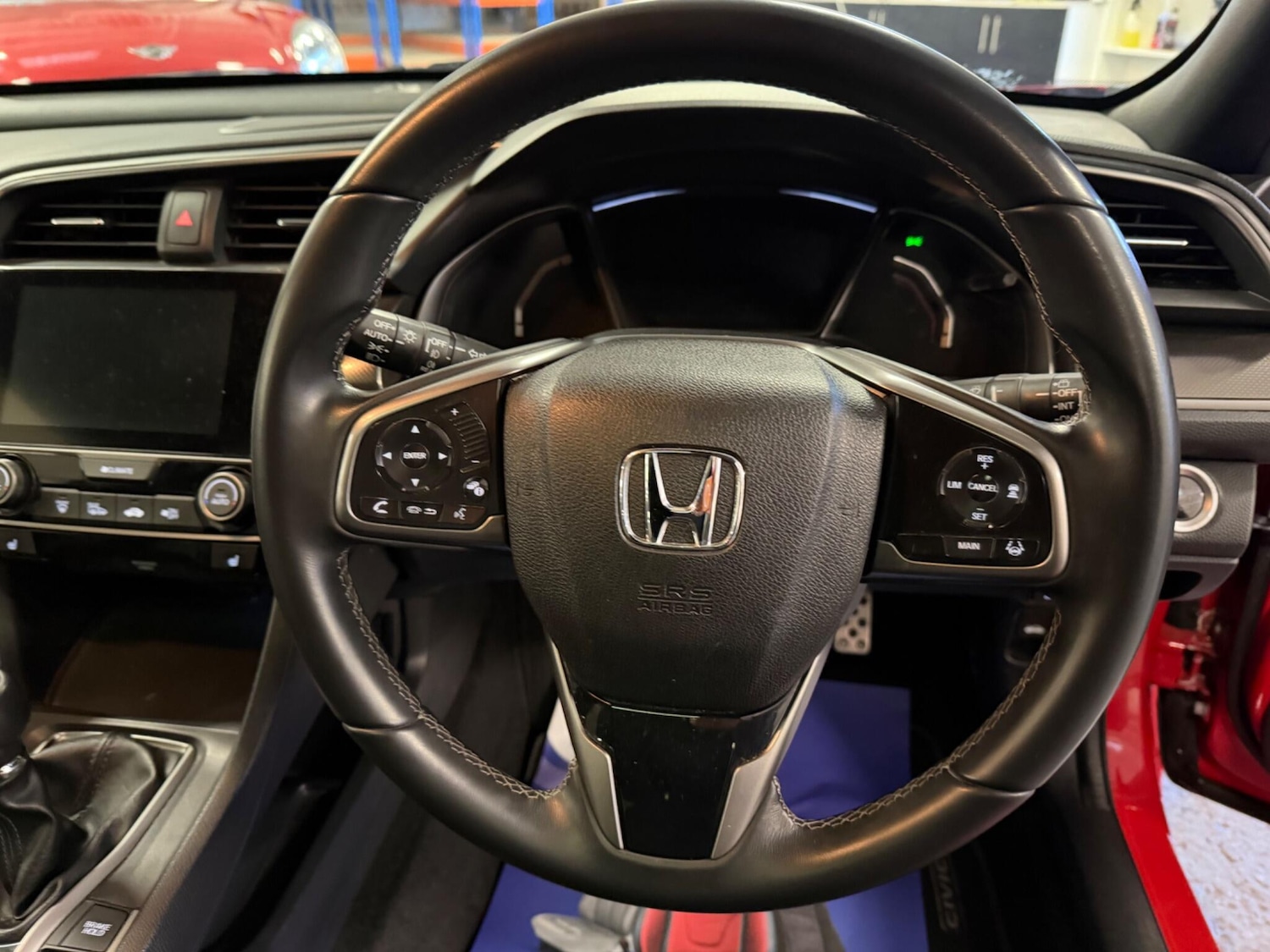 Used Honda Civic 2017 for sale - 77549388: Photo 30