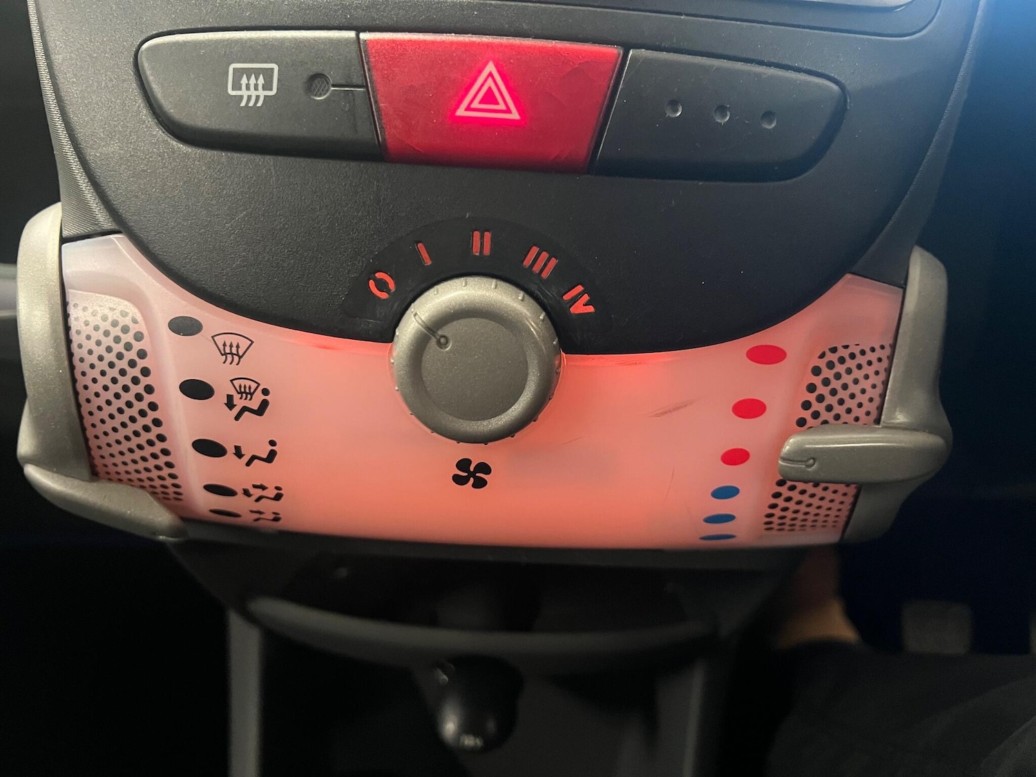 Used Citroen C1 2010 for sale - 76994234: Photo 12