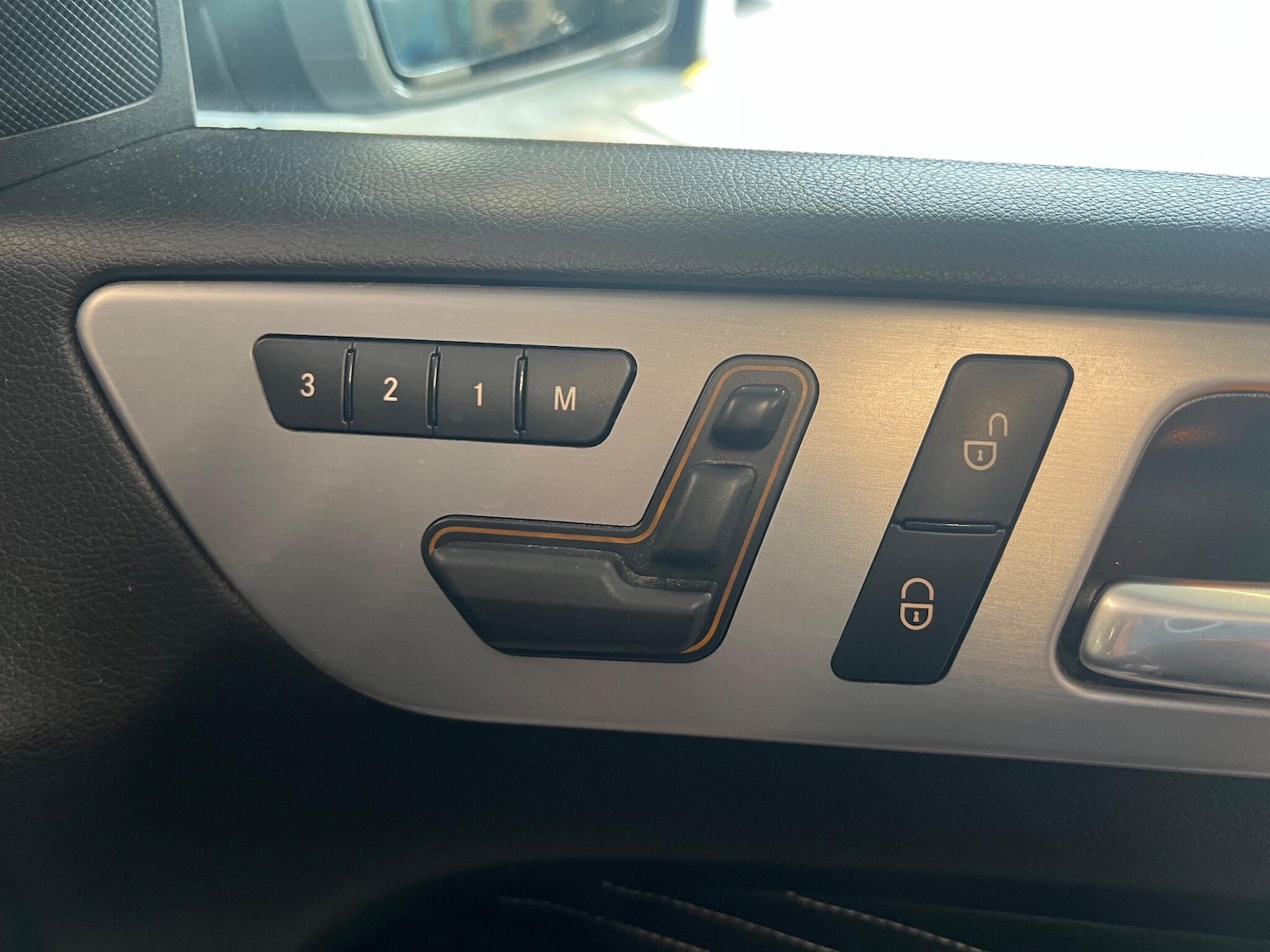 Used Mercedes-Benz M Class 2014 for sale - 77345142: Photo 18