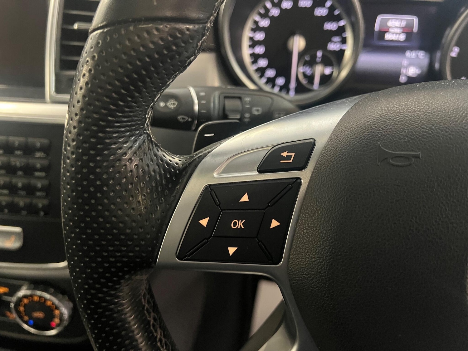 Used Mercedes-Benz M Class 2014 for sale - 77345142: Photo 21