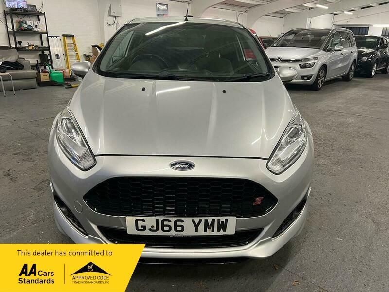Used Ford Fiesta 2016 for sale - 76659121: Photo 2