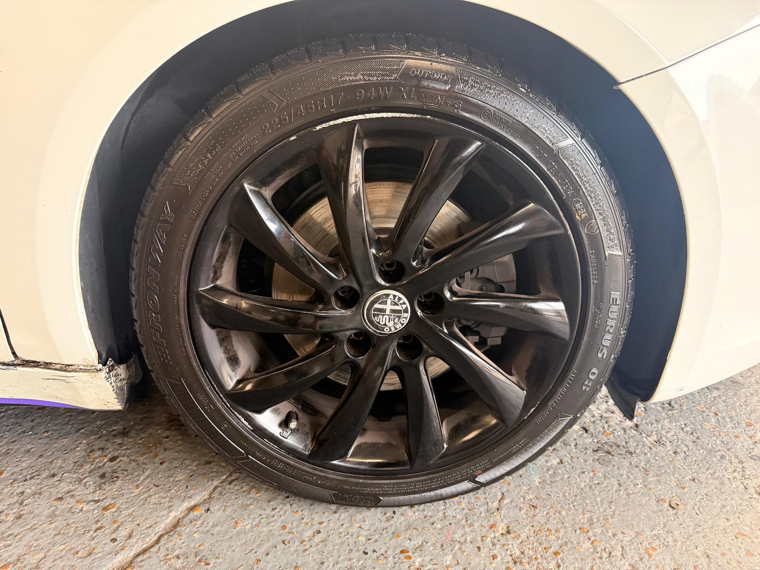 Used Alfa Romeo Giulietta 2013 for sale - 75940828: Photo 25