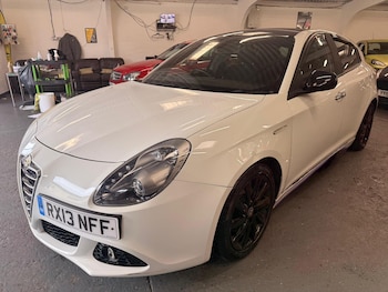 Used Alfa Romeo Giulietta 2013 for sale - 75940828: Photo