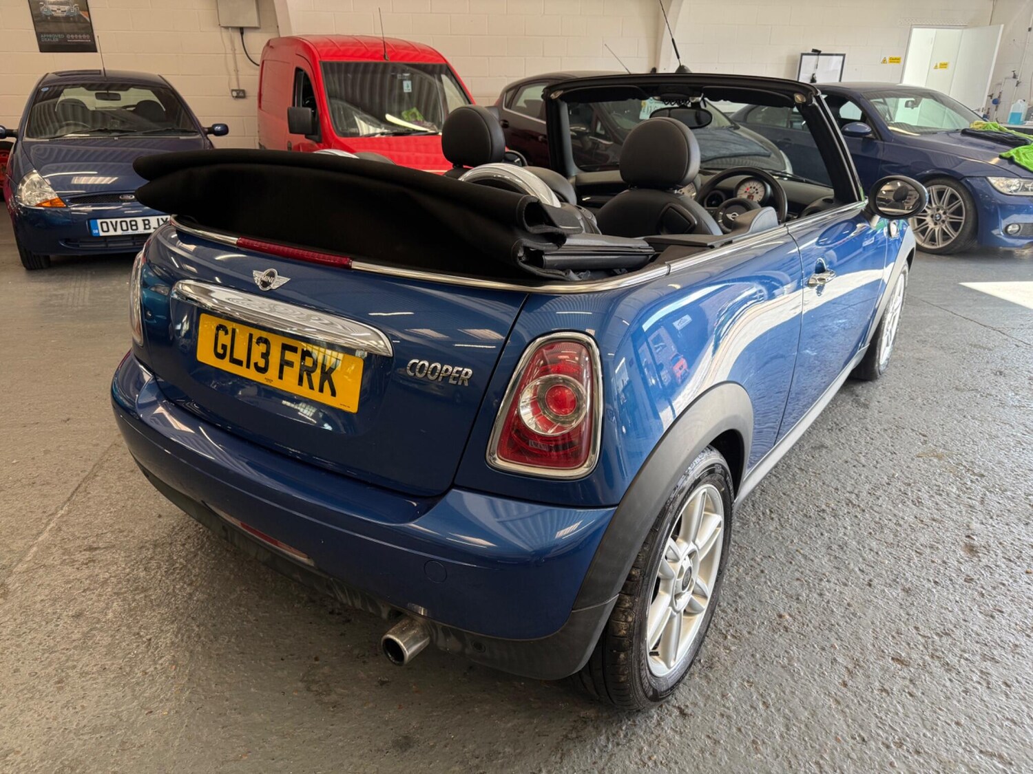 Used MINI Convertible 2013 for sale - 76085404: Photo 15