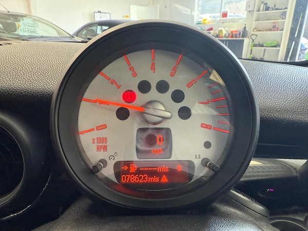 Used MINI Convertible 2013 for sale - 76085404: Photo 32