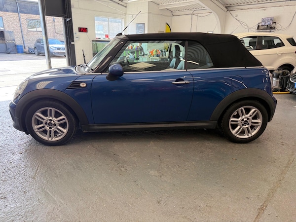 Used MINI Convertible 2013 for sale - 76085404: Photo 8