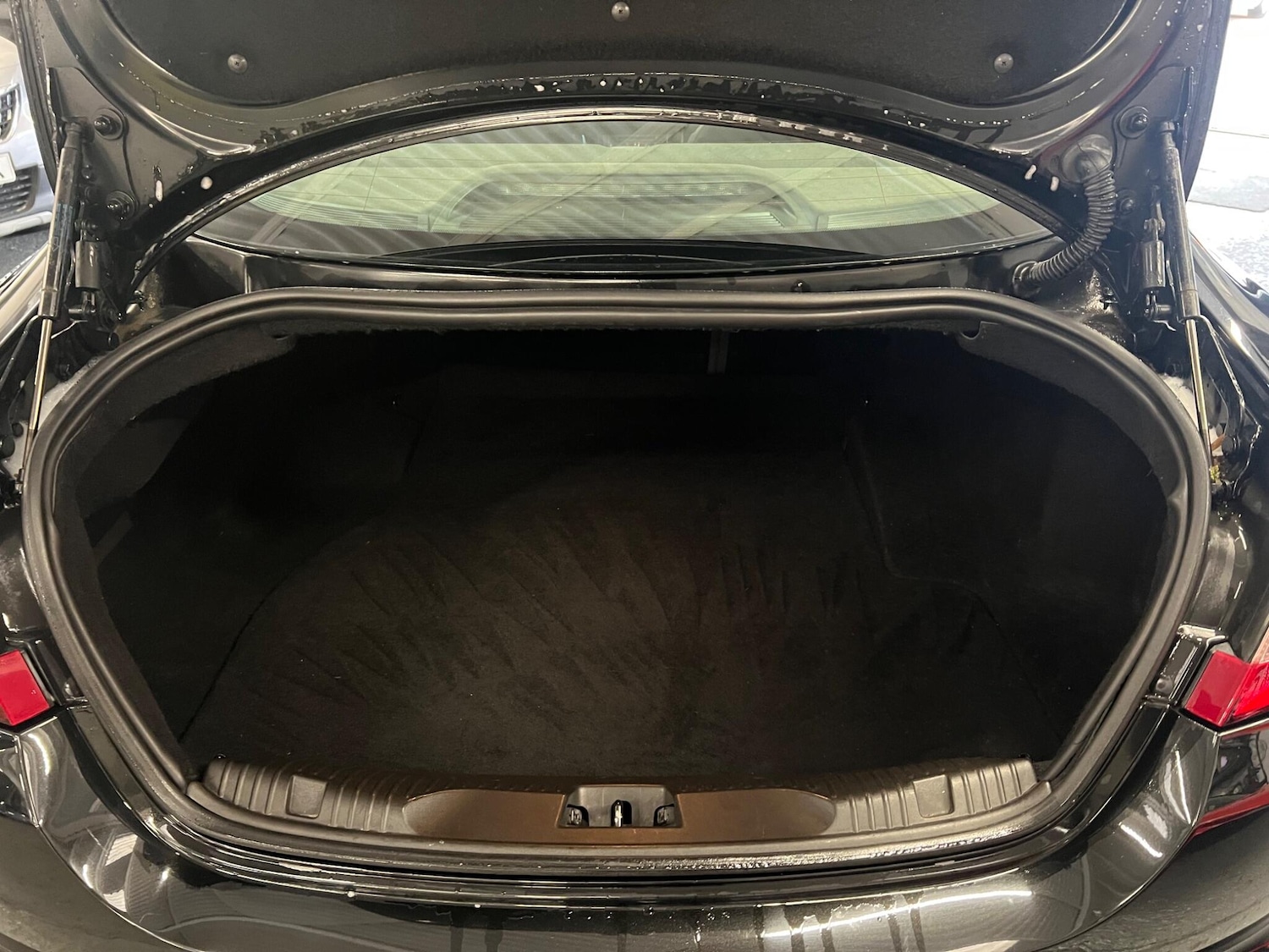 Used Jaguar XF 2011 for sale - 76337636: Photo 30