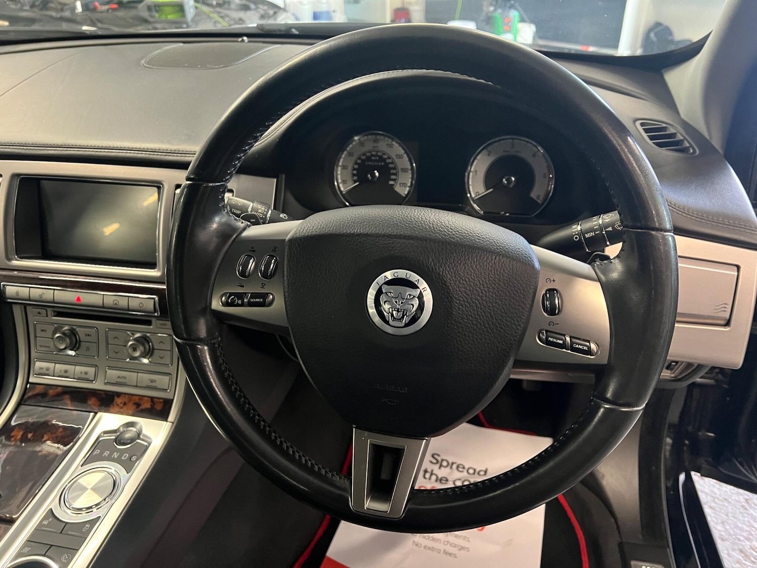 Used Jaguar XF 2011 for sale - 76337636: Photo 32