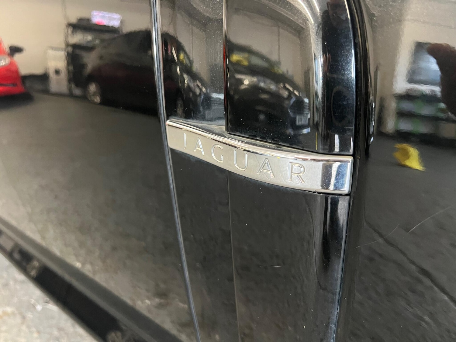 Used Jaguar XF 2011 for sale - 76337636: Photo 36