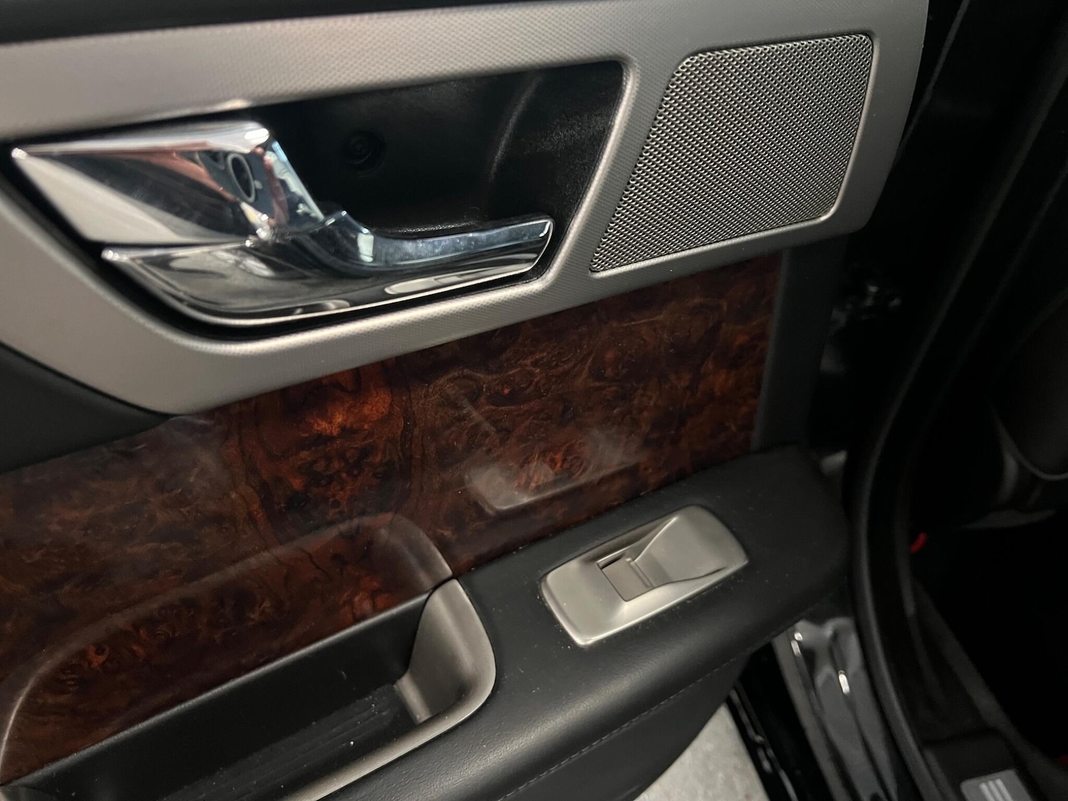 Used Jaguar XF 2011 for sale - 76337636: Photo 39