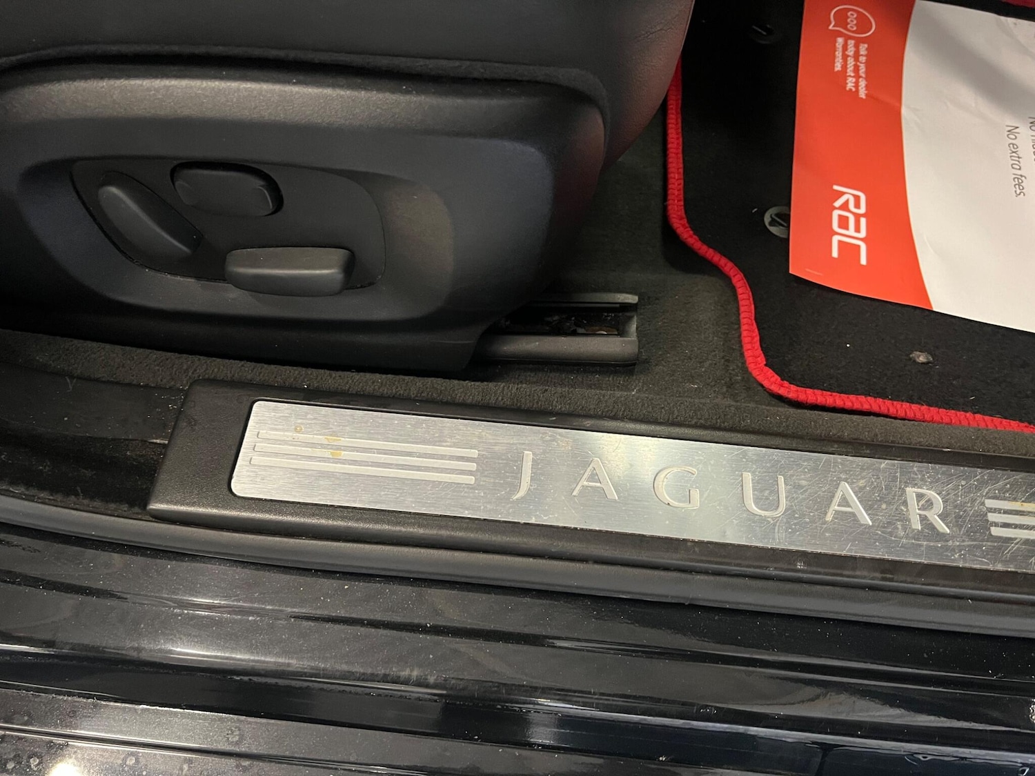 Used Jaguar XF 2011 for sale - 76337636: Photo 41