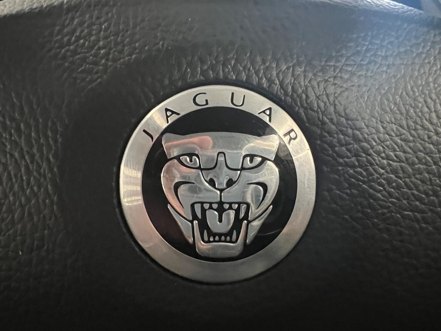 Used Jaguar XF 2011 for sale - 76337636: Photo 43