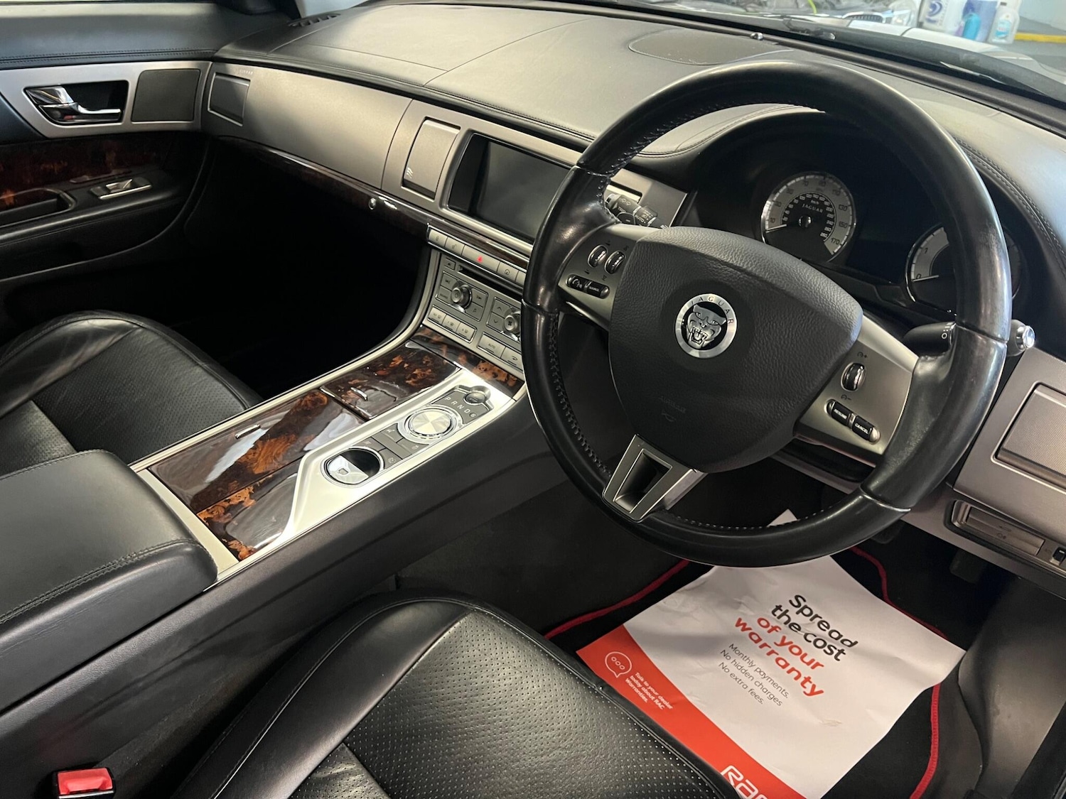 Used Jaguar XF 2011 for sale - 76337636: Photo 9