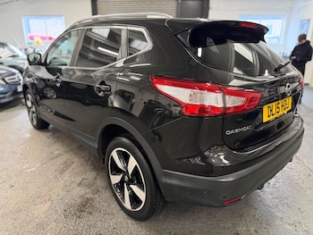 Used Nissan Qashqai 2015 for sale - 76952721: Photo