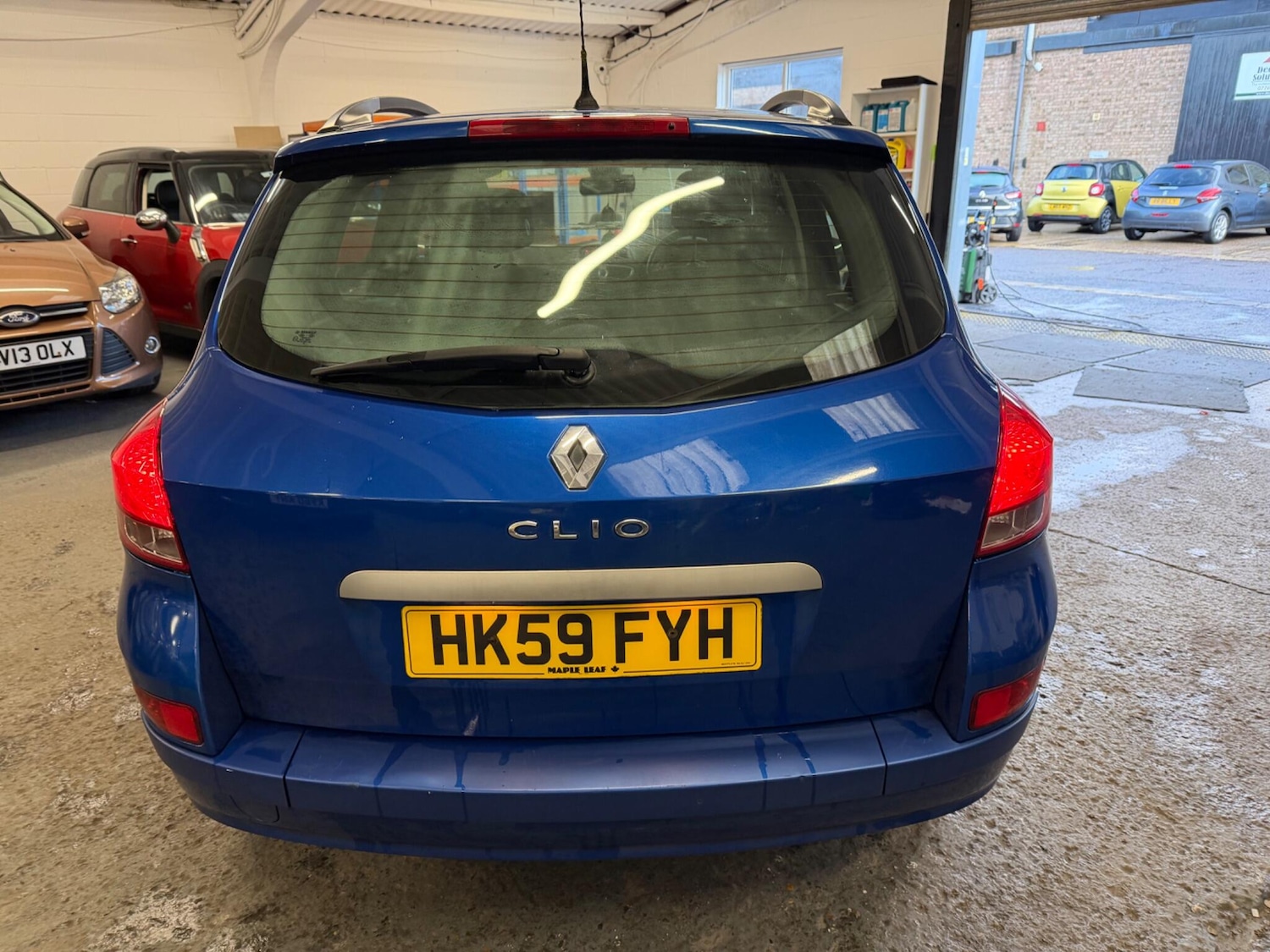 Used Renault Clio 2010 for sale - 77559941: Photo 6