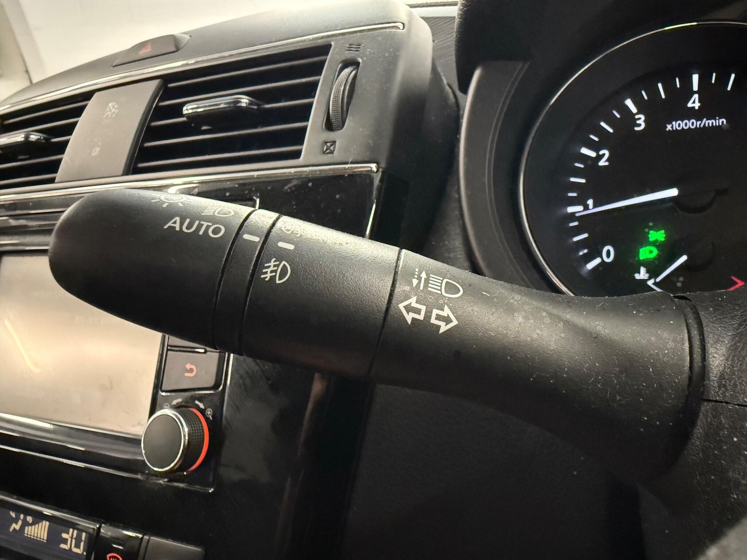 Used Nissan Pulsar 2015 for sale - 76085387: Photo 19