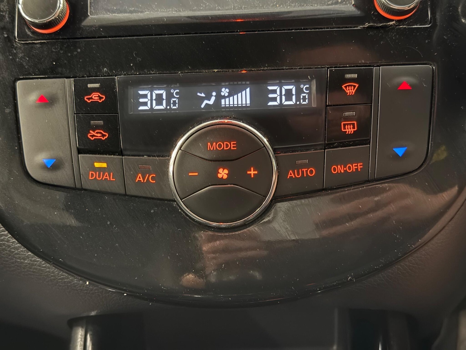 Used Nissan Pulsar 2015 for sale - 76085387: Photo 20