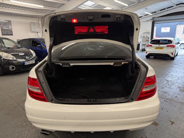 Used Mercedes-Benz C-Class 2014 for sale - 76239036: Photo 31
