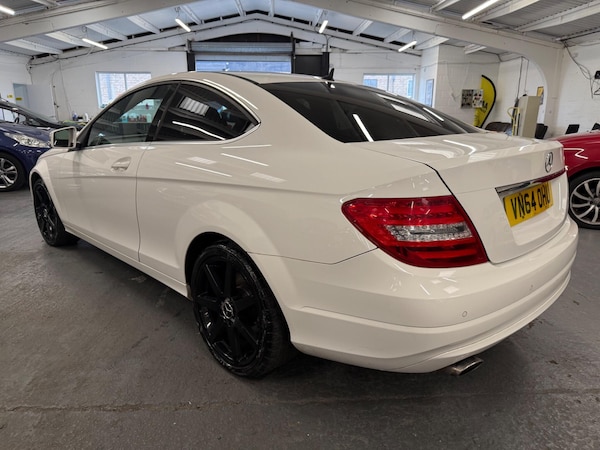 Used Mercedes-Benz C-Class 2014 for sale - 76239036: Photo 4