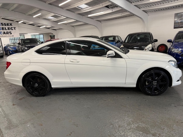 Used Mercedes-Benz C-Class 2014 for sale - 76239036: Photo 7