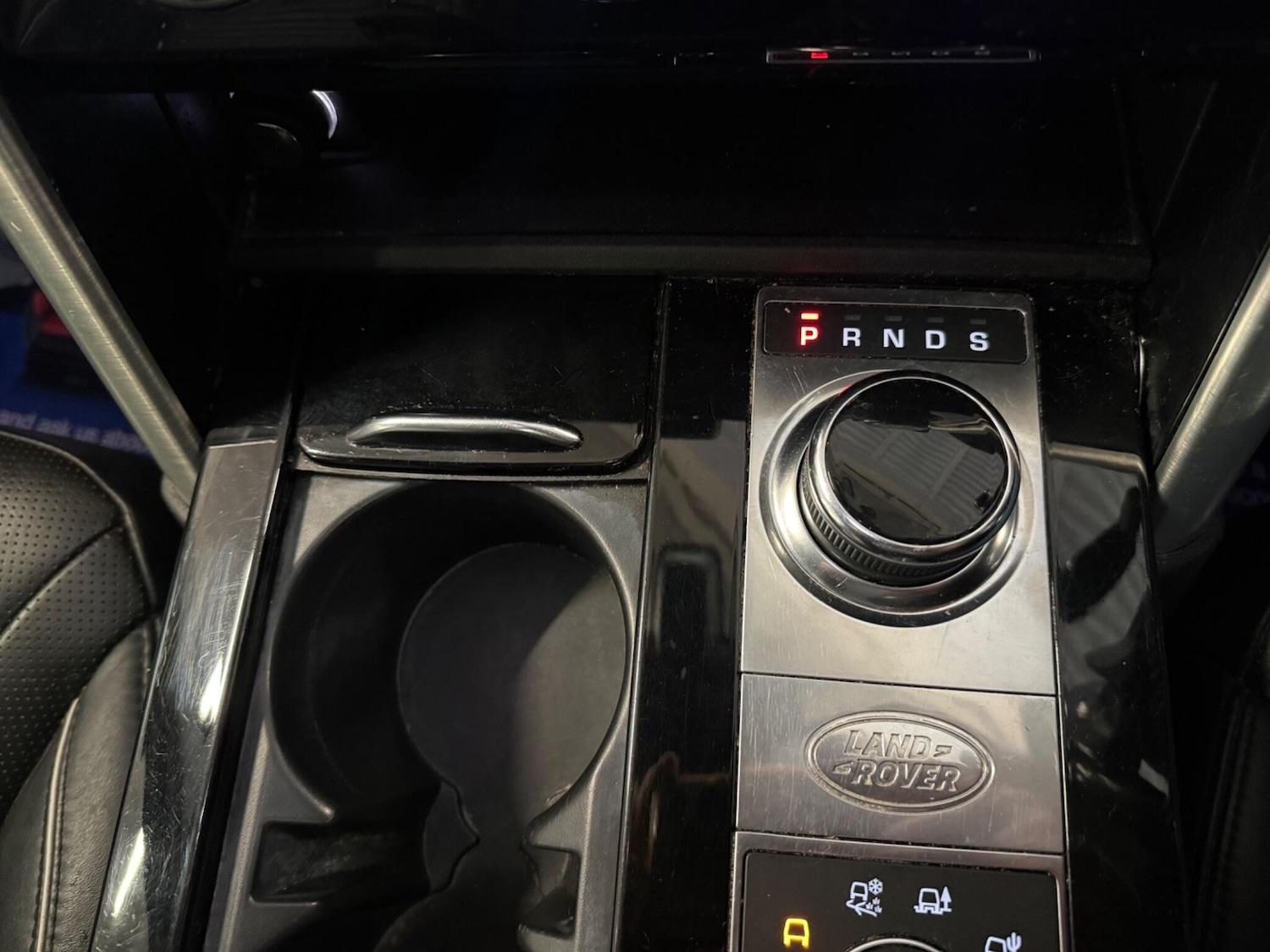 Used Land Rover Discovery 2018 for sale - 77585920: Photo 10