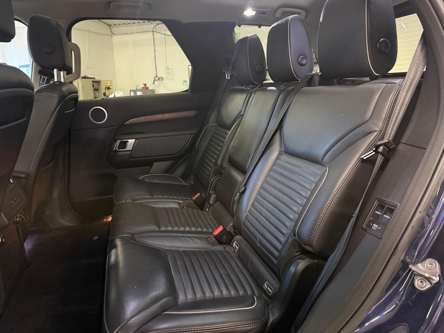 Used Land Rover Discovery 2018 for sale - 77585920: Photo 12