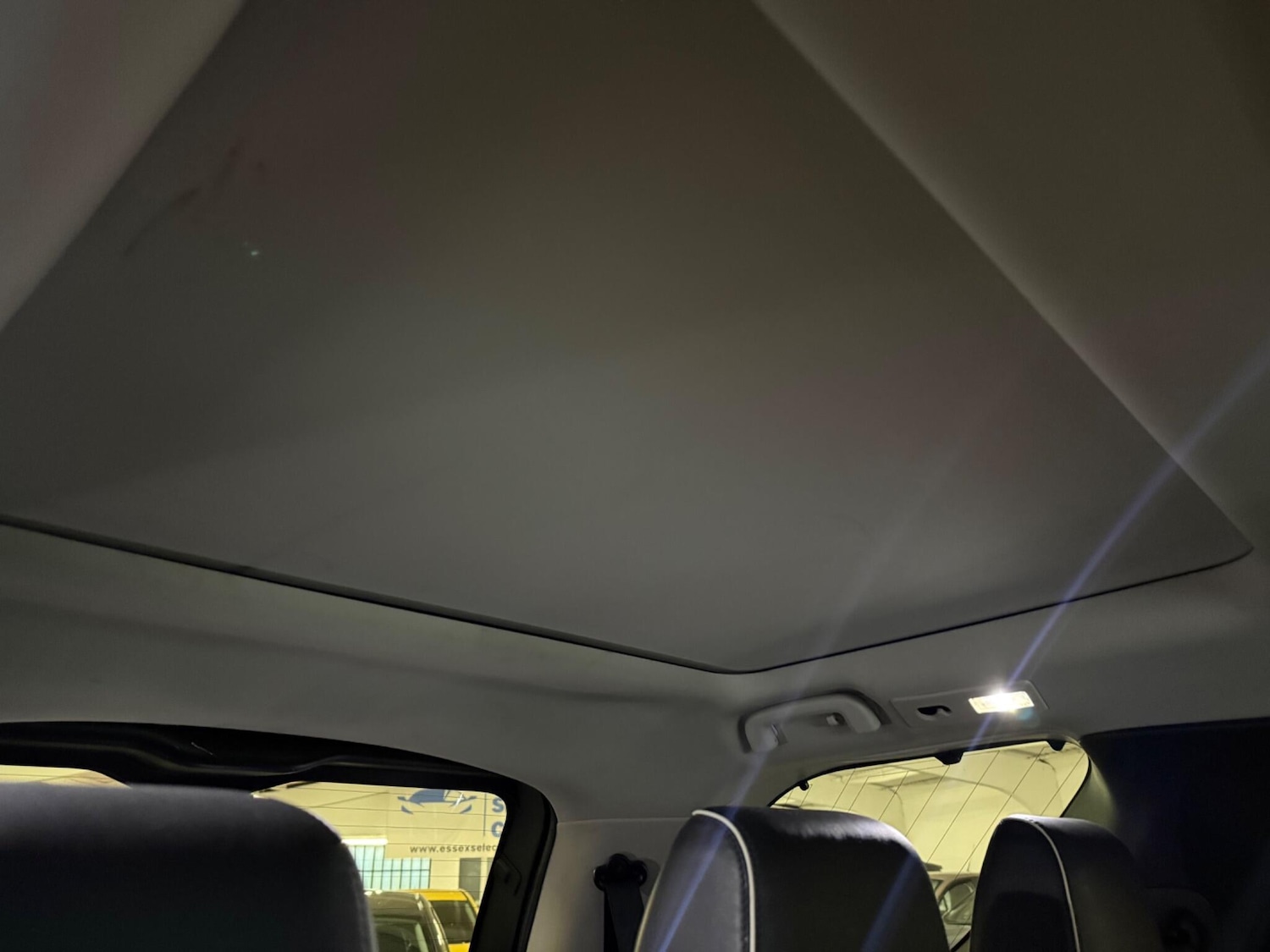 Used Land Rover Discovery 2018 for sale - 77585920: Photo 14