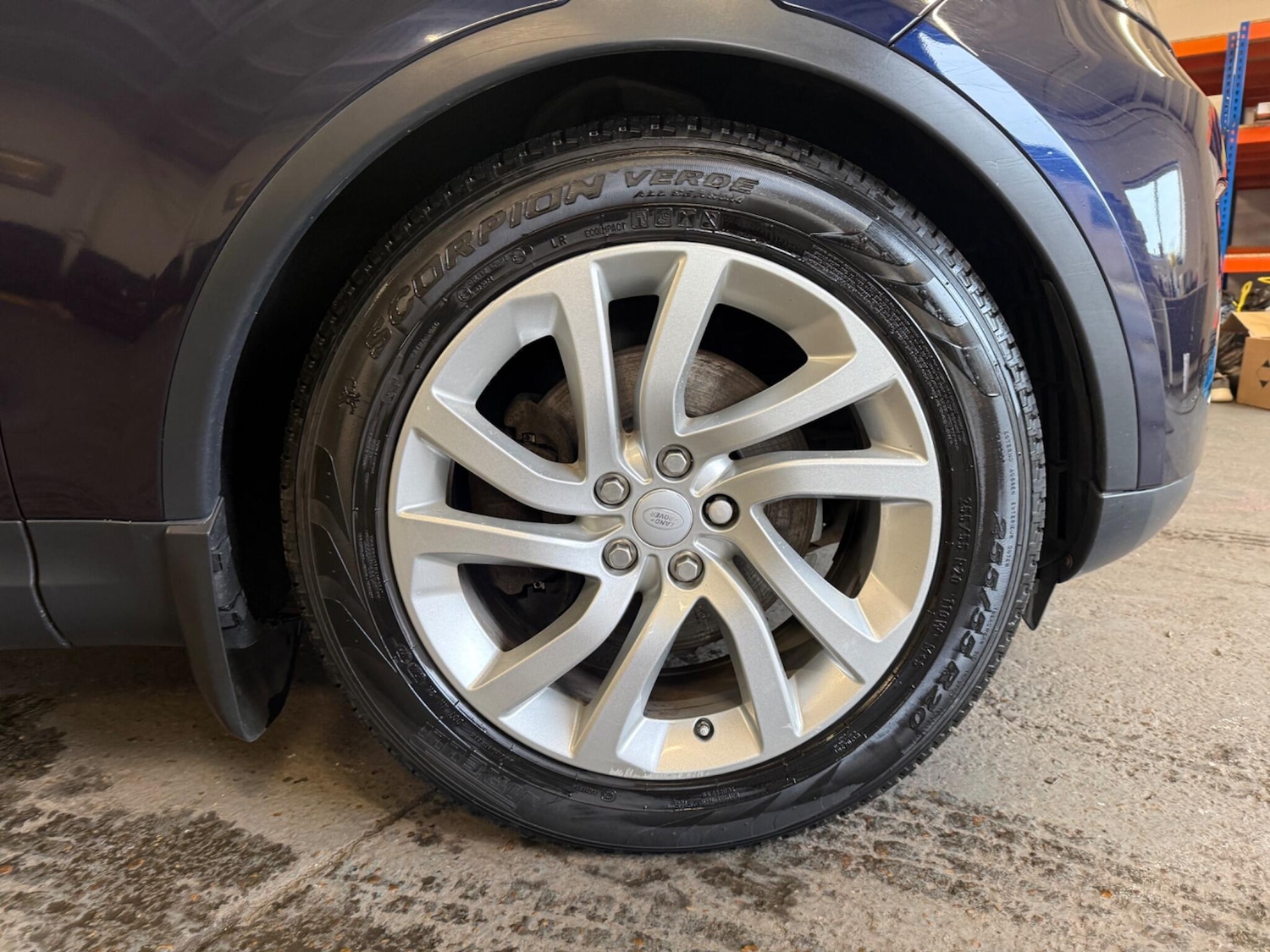 Used Land Rover Discovery 2018 for sale - 77585920: Photo 27