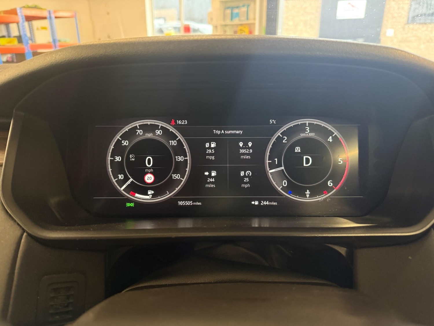 Used Land Rover Discovery 2018 for sale - 77585920: Photo 40