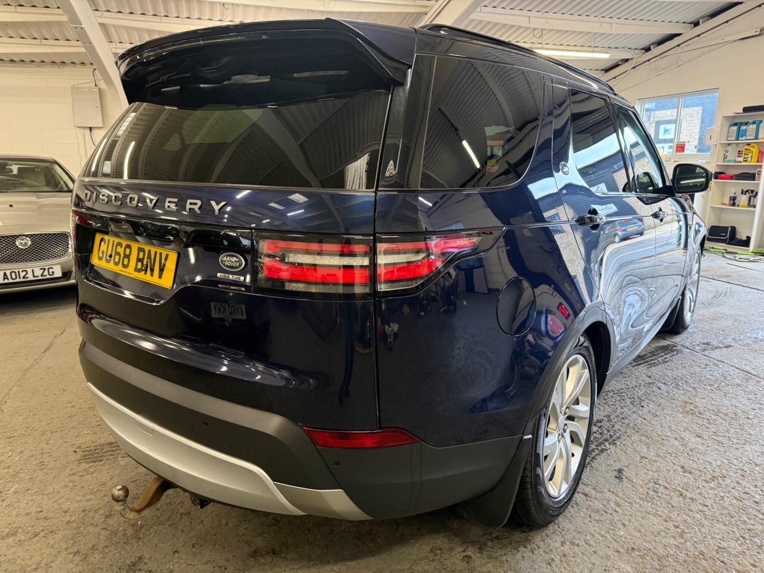 Used Land Rover Discovery 2018 for sale - 77585920: Photo 8