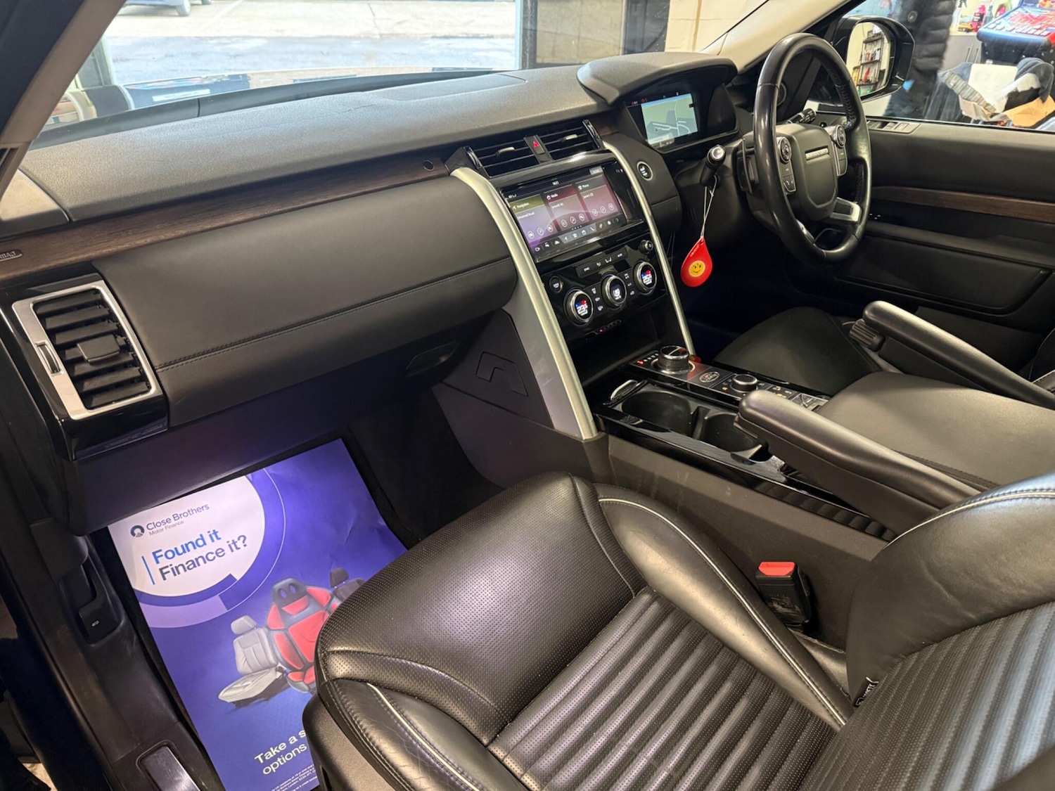 Used Land Rover Discovery 2018 for sale - 77585920: Photo 9