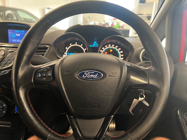 Used Ford Fiesta 2016 for sale - 75600367: Photo 26