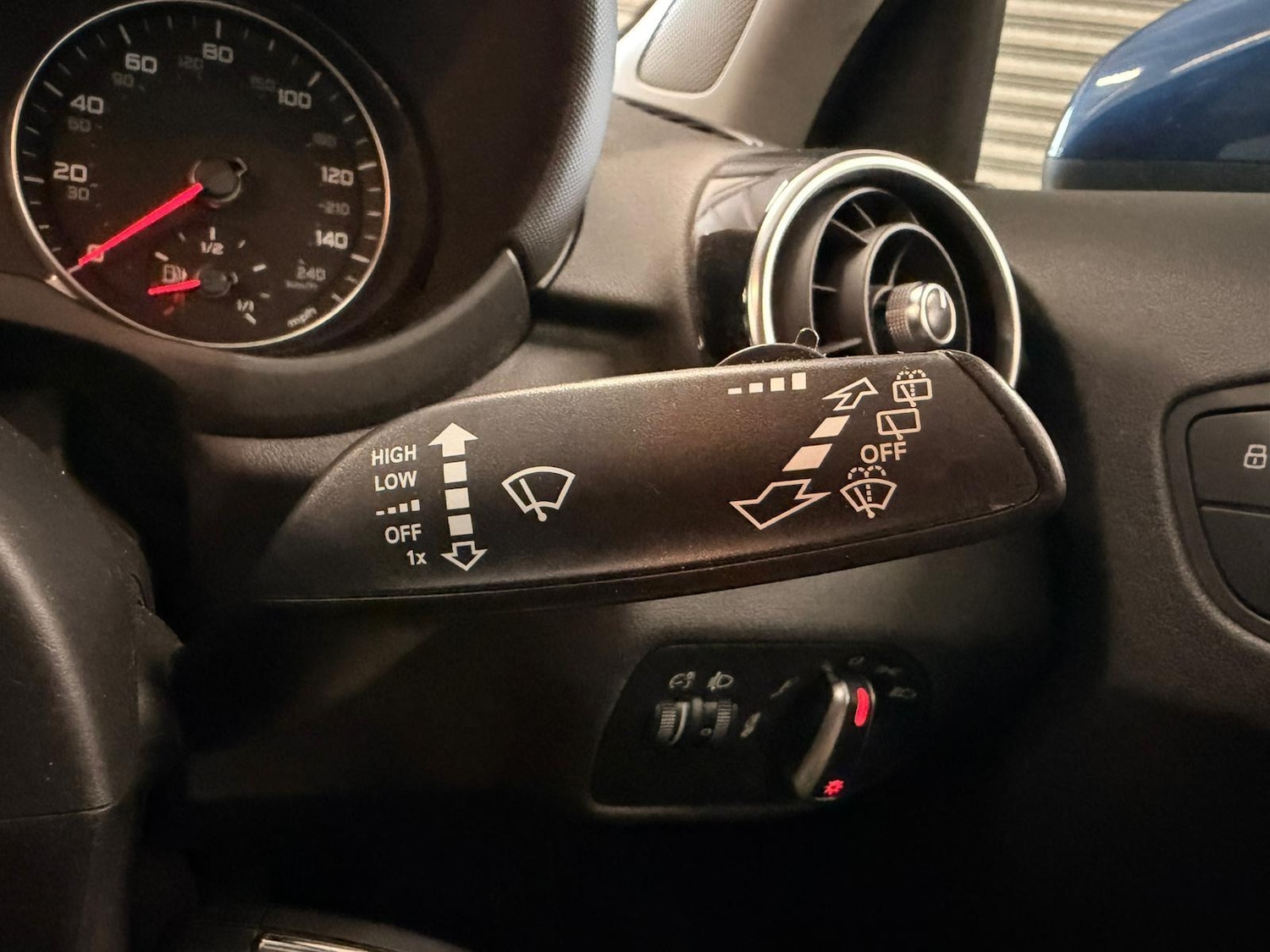 Used Audi A1 2011 for sale - 77882166: Photo 13